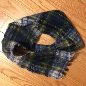Vintage Wool scarf made in Scotland
